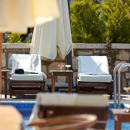 Alabora Hotel