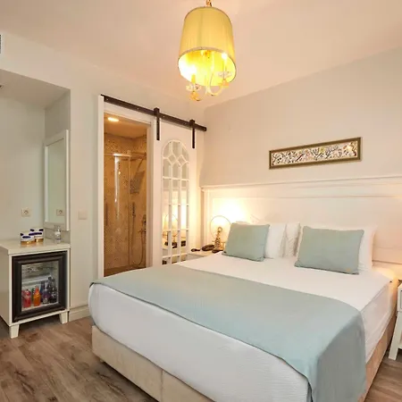 Alabora Hotel