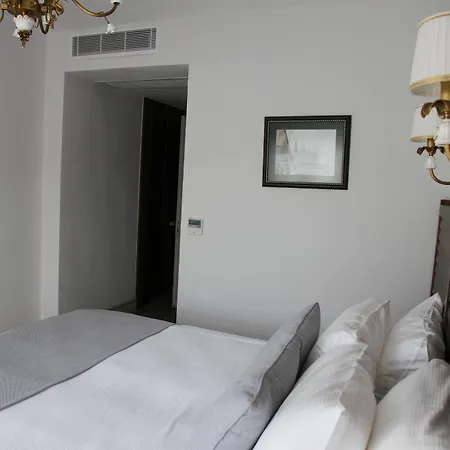 Hotel Alabora 3*
