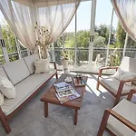 Alabora Hotel